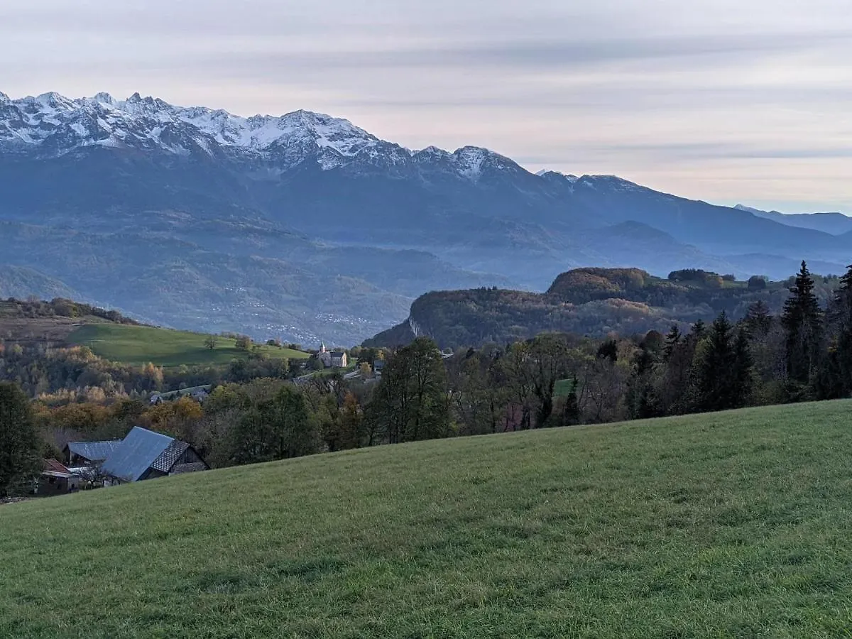 Holiday home Appartement De Plain-Pied En Montagne Avec Vue Merveilleuse Sur Le Massif De Belledonne Saint Bernard du Touvet